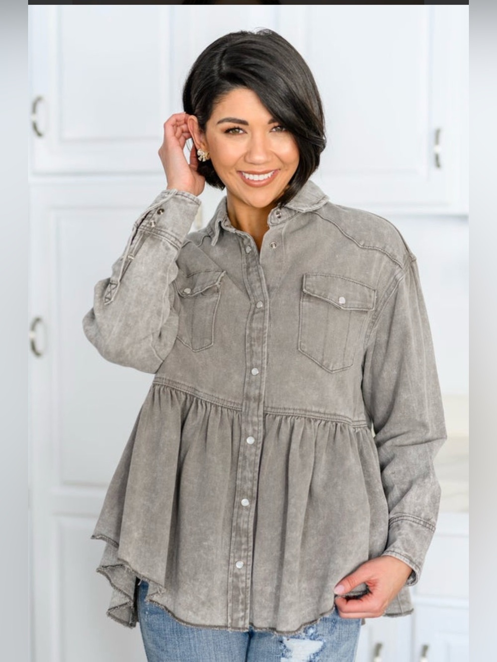 1.4.3. Story by Line Up Faded Gray Button-Front Shirt Jacket
